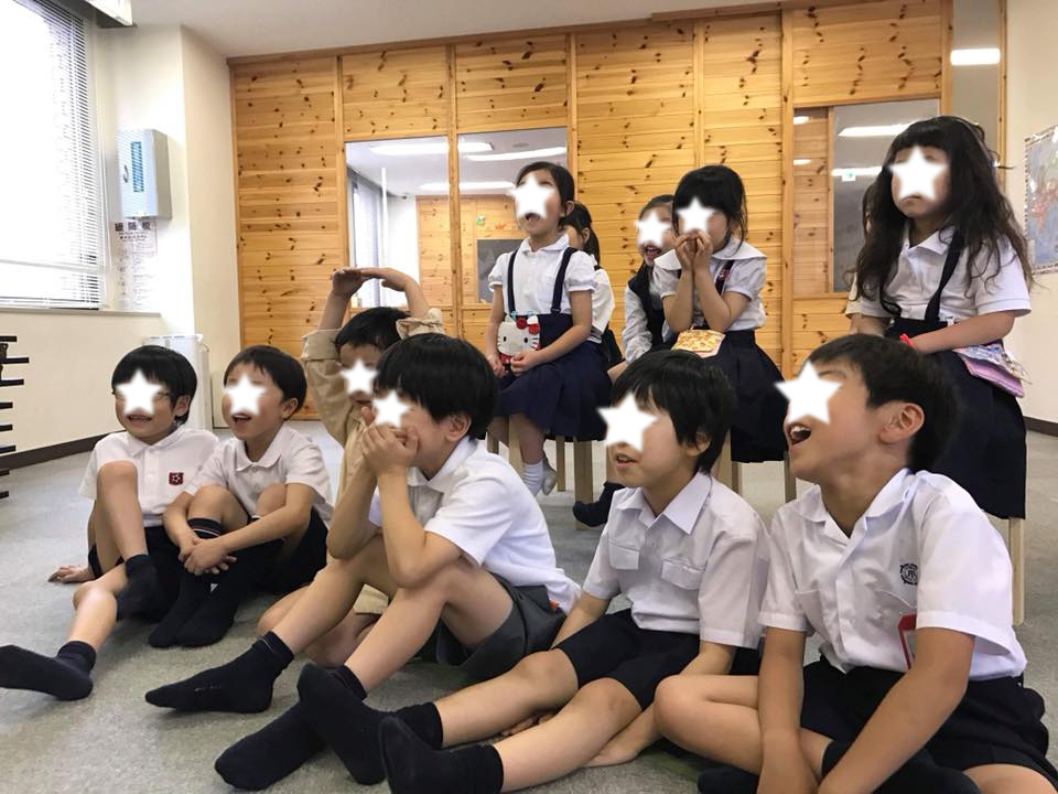 楽しそうです。 (表情を全部見ていただけないのが残念です)